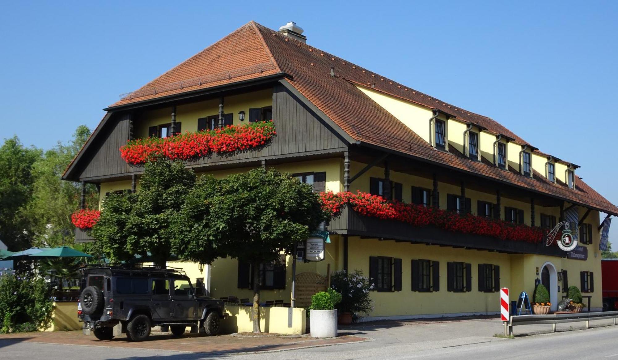 Boardinghouse Wadenspanner Altdorf  Exteriör bild